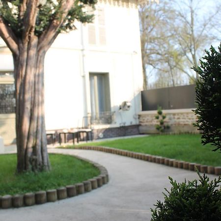 Apartamento Belle Maison De 5 Pieces Sceaux  Exterior foto